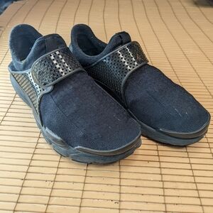 Nike Sock Dart Men's Sneaker Size-11 Triple Black Shoe 819686-001